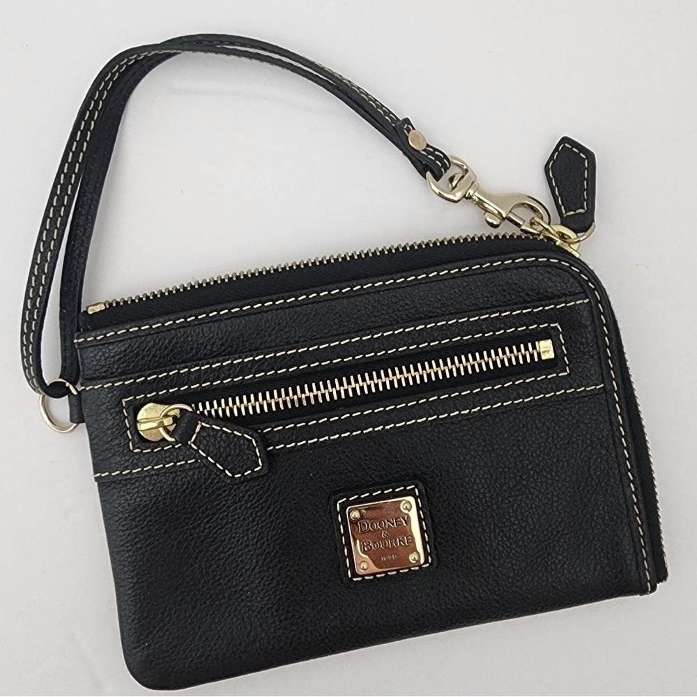 Dooney and Bourke Vintage Wristlet Black Classic & Chic Elegant & Versatile